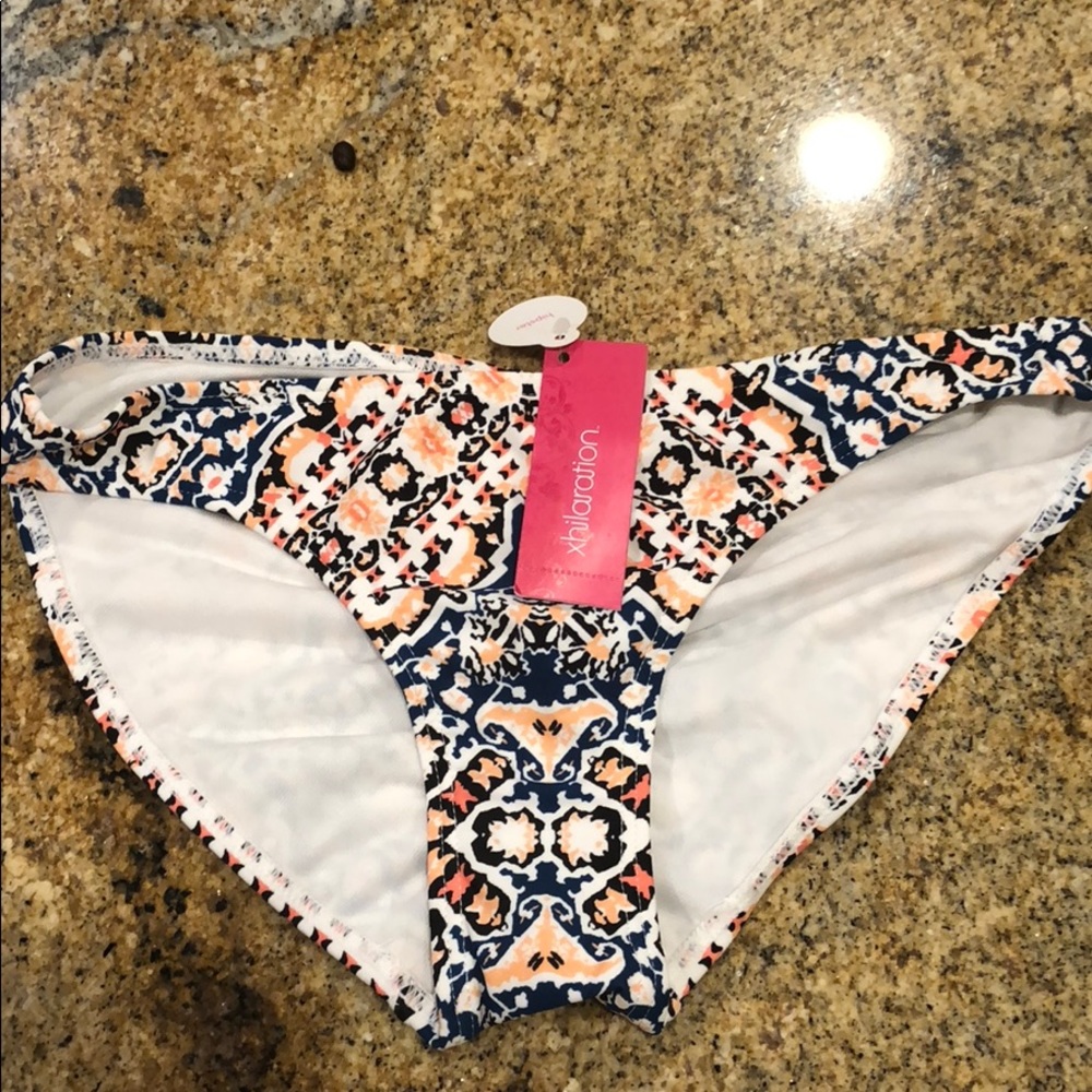 Cheeky swim bottoms